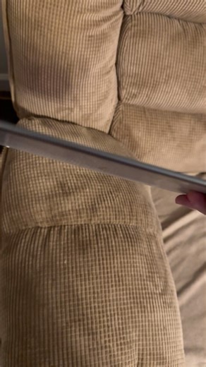 Watch Remarkable tablet used for taking notes on Amazon Live