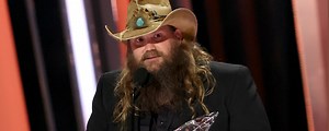 Chris Stapleton Wins CMA Male Vocalist of the Year, Sets Record for Most Wins Ever in the Category
