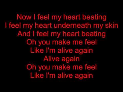 Coldplay - Adventure of a Lifetime (lyrics)