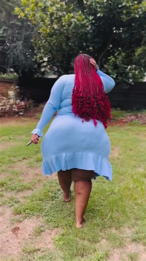 Walk walk walk 🍑 #bbw #plussize #plussizeedition #plussizefashion #thick song by @_obaakpata