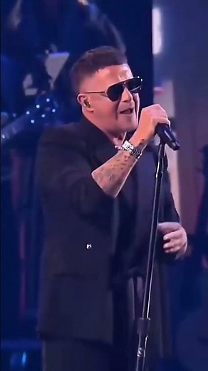 Alejandro Sanz canta Regaeton #shorts #alejandrosanz #musica #grammys #regaeeton
