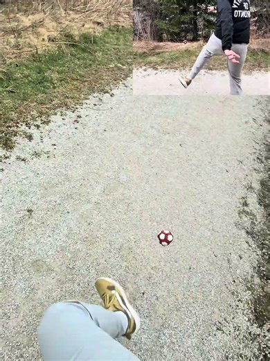 Mixin it up with some more toe kicks this time #hackysack #footbag #POV #RayBanMeta