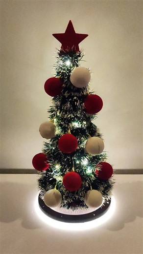 Holiday Decor Tree Ideas for Christmas Decorations ⛄🎁❄🎄 #christmas #christmasdecor #christmascrafts #holidaydecor #christmastree | MNS Crafts