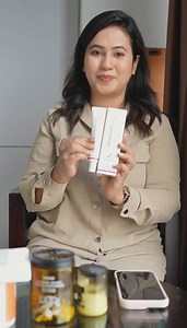 Glutathione Brightening Tone-Up Cream-45ml 🅱️🆂🆃🅸 🅲🅴🆁🆃🅸🅵🅸🅴🅳 এই ক্রিমের কার্যকারিতাঃ ✍ ব্যবহার করার সাথে সাথেই স্কিন হবে উজ্বল। ✍ স্কিন থেকে বয়সের ছাপ দূর করবে। ✍ স্কিনের মেছতা এবং ফ্রিকেলস নিয়ন্ত্রণ করবে। ✍ প্রাকৃতিকভাবে হেলদি এবং প্রানবন্ত রাখবে। ✍ স্কিনকে মইশচারাইজ করে স্মুথ রাখবে। ✍ সব ধরনের ত্বকেই ব্যবহার উপযোগী। ✍️ স্কিনের ডার্কনেস নিয়ন্ত্রণ করে উজ্জ্বলতা বাড়াবে। ✍️ ব্রনের কালো দাগ, রোদে পোড়া ভাব কমাবে। মূল উপাদানসমূহঃ গ্লুটাথিওন, পেপটাইড, মালভেরি রুট এক্সট্রাক্ট, গ্রিন টি, ব্রো