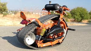 Rideable Tank Tread: It’s A Monotrack Motorcycle That Begs You To Stop Very Slowly