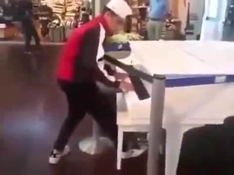 Most Talented Kid Playing Piano In Mall