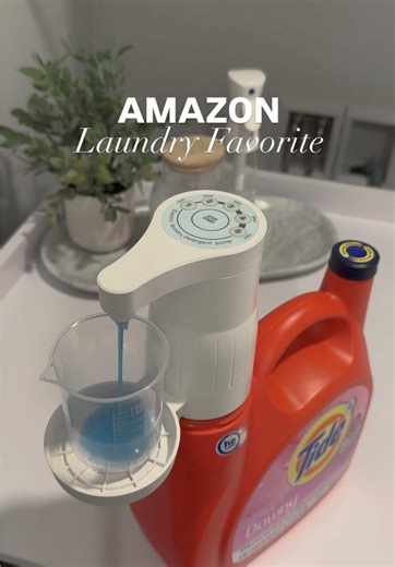 Tired of lifting heavy detergent jugs? This electric pump gives the perfect dose every time, no spills, no mess, just easier laundry! 🧺✨Link in bio 🔗 #amazonfinds #laundryhack #amazonhome #laundryroom #homegadgets #creatorsearchinsights