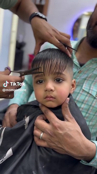 Haircut Transformation: Trendy Hairstylist Cuts for 2026