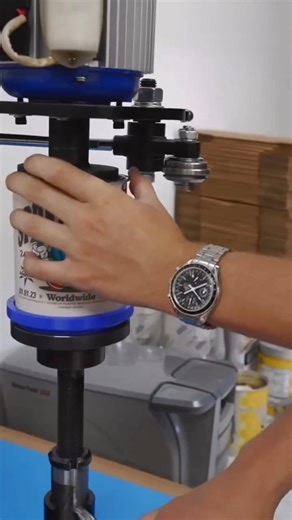 Someone should learn from him how to do such marketing. #marketing #viral #shorts #treanding