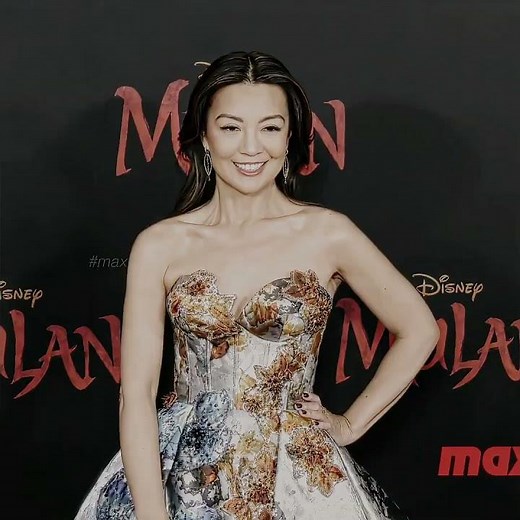 Ming Na Wen And Chloe Bennet #agentsofshield #mingnawen #chloebennet #daisyjohnson #melindamay