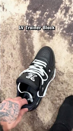 Louis Vuitton LV trainer black