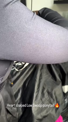 Heart shaped low Swoop ponytail 🔥🔥 @ejay7st Ponytail tutorials #protectivestyles . . Credit @ejay7st | Ghanaianhairstyles