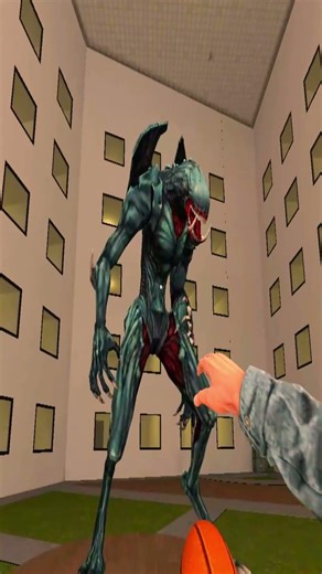Sticking Time Bombs on a Huge Alien Went Wrong! #shorts #gmod