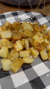 345K views · 9.5K reactions | Chicken Marinara & Potatoes make an...