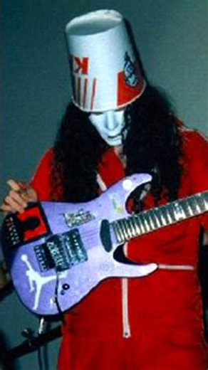 Buckethead Raw Guitar SHRED 😮🔥 #guitar #music #buckethead #shorts #unmasked #gunsnroses #shred