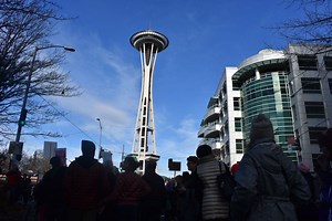 Video: Seattle Space Needle Gets Struck By Lightning