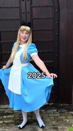 Transformative Miss Alice Cosplay
