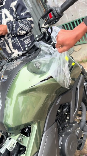 Fz v3 full body ppf lamination wrapped done ☑️👀#stickerhousebardibas #fyp #ppf #yamaha #fzv3