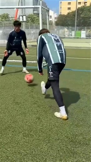 skills football #trap #tutorial #⚽ #skill #soccer #football #skills #viral #short #video #fliptrends
