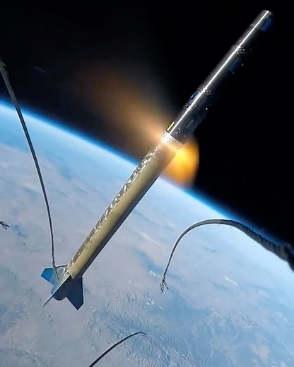 Physics Stuff on Instagram: "On November 6, 2015 UP Aerospace successfully executed a mission for NASA to deploy the Maraia Earth Return Capsule. The mission reached an altitude of 75 miles above Spaceport America and landed 30 miles down range on White Sands Missile Range. The mission was UP Aerospace's 10th SpaceLoft rocket launch and the first deployment mission. ⠀⠀⠀⠀⠀⠀⠀⠀⠀⠀⠀⠀ 🎥 ©: UP AeroSpace Repost from @intospace0 #neildegrassetyson #space #nasa #science #rocket"