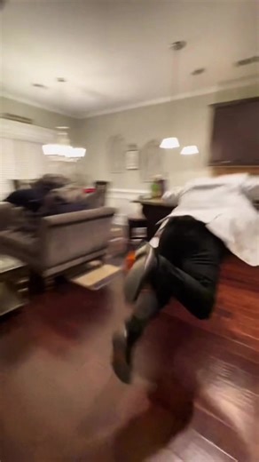 VR fails 😂 #funny #prank #fail #fypシ゚viral #viralvideo