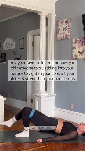 Exhale as you bend the leg back into bridge, squeezing those glutes & hammies! #glutesworkout #pov