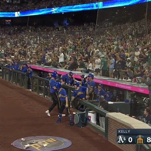 Have a night, Dylan Moore! #TridentsUp | Seattle Mariners