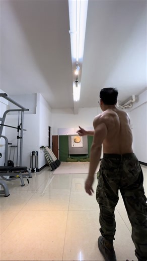 Training Techniques for Fixed and Moving Targets