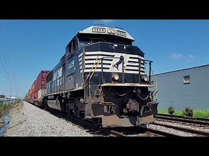 A Solo SD60E Pulls NV01 Past Tait Terrace On The Sewells Branch