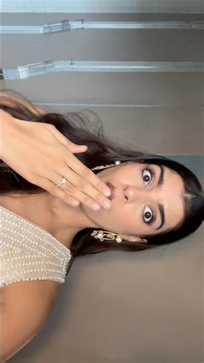 Happy Diwali🪔 #trending #transition #indian #diwali #makeup #desi #beautyproducts #beauty #shorts