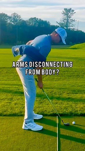 One of the biggest killers of consistency is when the arms get “disconnected” from the body during the swing. That’s where this Towel Drill comes in. Here’s how it works: 👉 Loop a towel around your right elbow and hold the ends in your left hand. 👉 Grip the club normally with your right hand and swing to the top. 👉 As you swing back, keep the towel tight by pulling it with your left hand—this keeps the right elbow up and connected. 👉 On the downswing, focus on dropping the right forearm whil