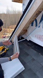 470K views · 2.1K reactions | I’ve found this to be one of the easiest ways to find the angle of the soffit in a situation like this. It’s quick, simple and accurate. If you’re one to use a tape measure, give this method a shot _1.mp4 | Men Tools | Facebook