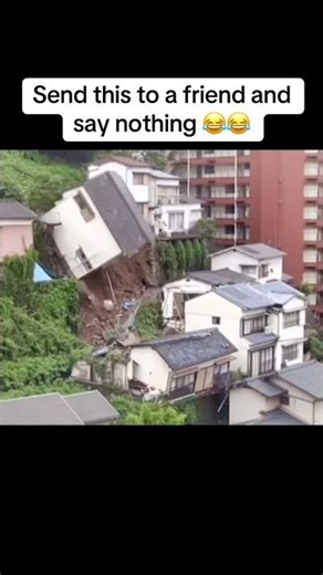 The Falling House Meme 😂💀🏡