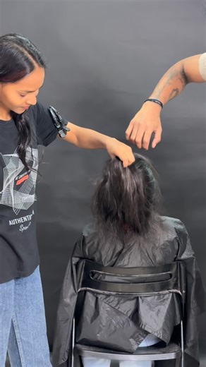 Mastering the art of perfect cuts! ✂️💇‍♀️ Teaching the next generation of hair magicians in class today! Who’s ready to level up their skills? Next batch soon - book now 8058564056 Our Hair Courses – From Beginner to Pro: 1. Basic Hair Course • Hair anatomy & basic cutting techniques • Shampooing, conditioning, blow drying & ironing • Simple hairstyles, braids, roller setting & back combing • Introduction to hair coloring & basic treatments • Professional tools usage & salon hygiene Duration: 2