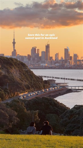 Want to watch the sunset in Auckland? This might just be one of the best spots near the heart of the city to enjoy golden hour 💛 📍 Takaparawhau Bastion Point, Ōrākei, approx. 15 minute drive from central Auckland #VisitAuckland #DiscoverAuckland | Visit Auckland