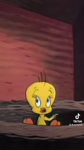 Remembering Tweety Bird: A Nostalgic Throwback to our Favorite Yellow Bird