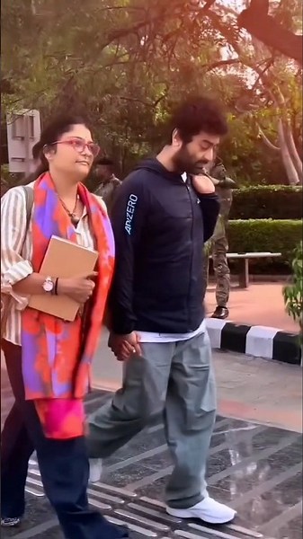 Arijit Singh with His Wife ❤️ | The Simplicity That Won Millions of Hearts 🥺🔥 #shorts
