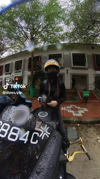 Exploring the Joy of Motorcycle Life with Friends