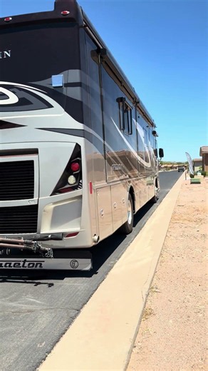 2023 Tiffin Phaeton 450HP 40’ Coach! 30k miles! Loaded! $297,995 OTD