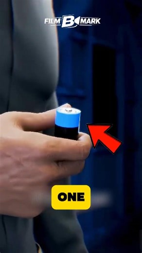 This Trick Makes Your Flashlight Work with ONE Battery 🔦⚡ #tricks #facts