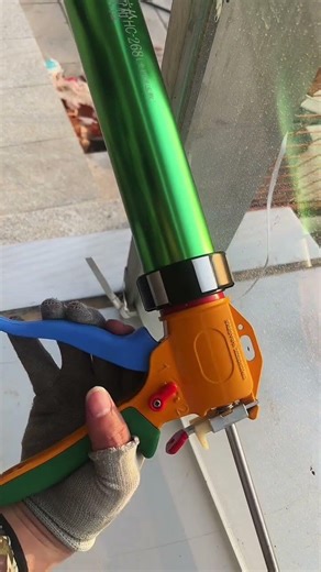 Sealant Application Craftsman Modified Sealant Gun #Multi-functional Gear Adjustment Sealant Gun