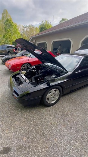 Beautiful FC3S Mazda RX7 built and piloted by ‪@jafaengineering‬ 🏁