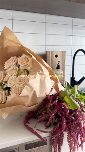 Asma Dul Haque on Instagram: "My 5am morning habits 💌 1. Make your bed, start your day with a small win which boost your motivation & productivity. The feeling of coming back to a made bed a night is the best feeling. 2. Prayer/ meditation, feed your soul. It strengthens your mental clarity & emotional regulation throughout the day. 3. Health shot on an empty stomach, resets your gut & supports digestion. 4. Fill your cup, usually it’s gym or a run for me but today I chose to get fresh f