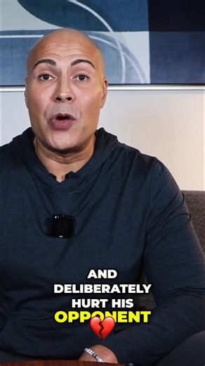 Maven's diving deep into the CM Punk vs. Jey Uso match! Get ready for a breakdown of the biggest moments and key strategies. He's leaving no stone unturned in this detailed analysis. #CMPunk #JeyUso #WWE #WrestlingAnalysis #Maven | Joe Cronin Show