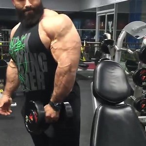 317K views · 1.1K shares | When performing one arm preachers, open up...