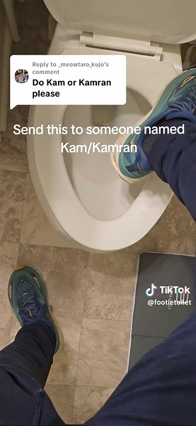 Replying to @_meowtaro_kujo Send this to them...cause whatre friends for...#toilet #dexter #foryou #foryoupage #funny