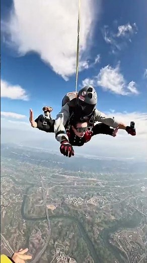 Soar to Freedom: My Skydiving Journey Unleashed