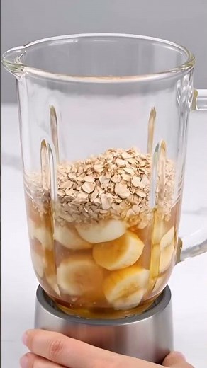 Healthy Banana Oat Bread 🍌🍞 | Easy Blender Banana Bread Recipe (No Flour!) #yt #recipe