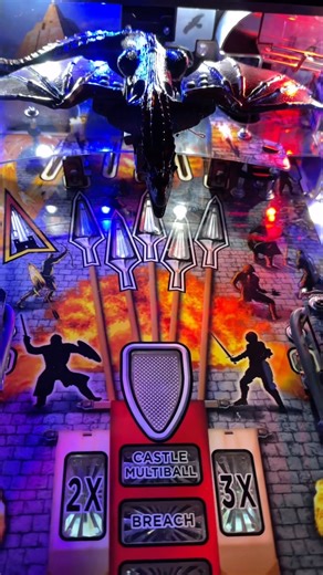 Pick your house and claim the realm. Game of Thrones : Premium - now playing 🗡️ . #gameofthrones #stark #targaryen #lannister #dragon #pinball | Retrovolt Arcade