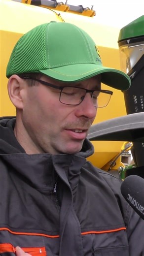 John Deere 6R 215?